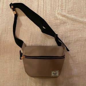 Herschel belt bag fanny pack